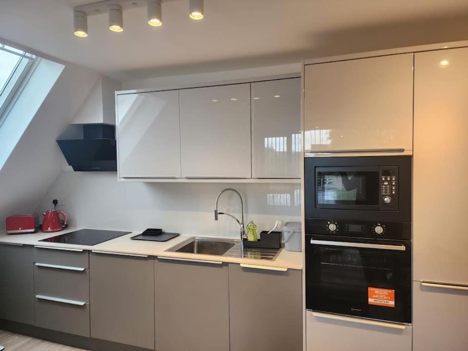 Paradigm Court, Brand New 1-Bedroom Flat Оксфорд Екстер'єр фото
